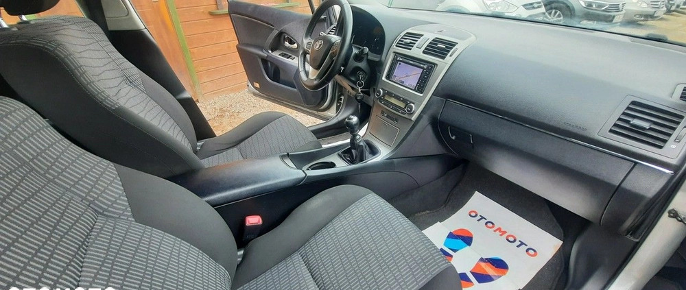 Toyota Avensis cena 25900 przebieg: 265000, rok produkcji 2011 z Łomża małe 211